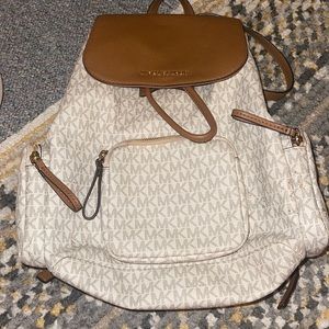 LIKE NEW Michael Kors backpack!